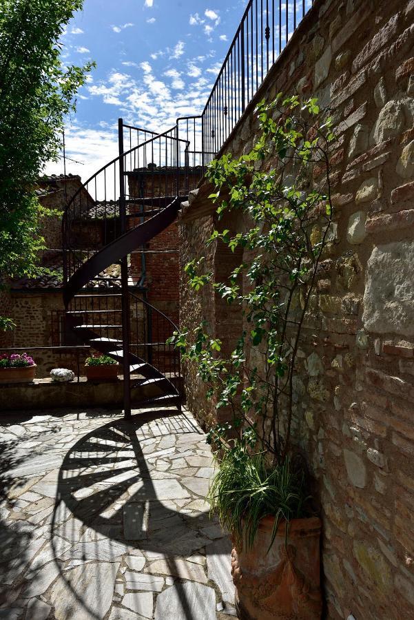 Willa Casa Di Leo With Pool Radicondoli Zewnętrze zdjęcie